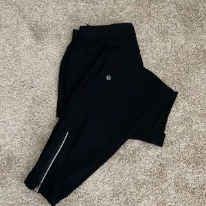 Lululemon Men’s Medium Surge Jogger